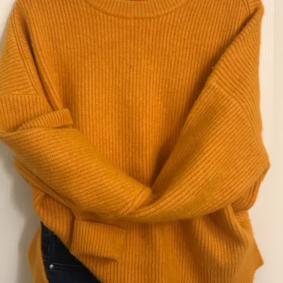 Sweater - Picture 3 of 7